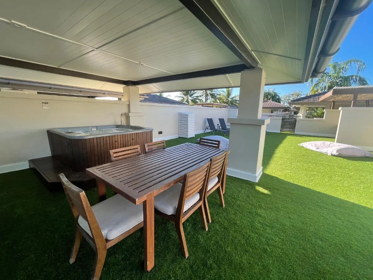Penthouse 239 At See Temple Port Douglas