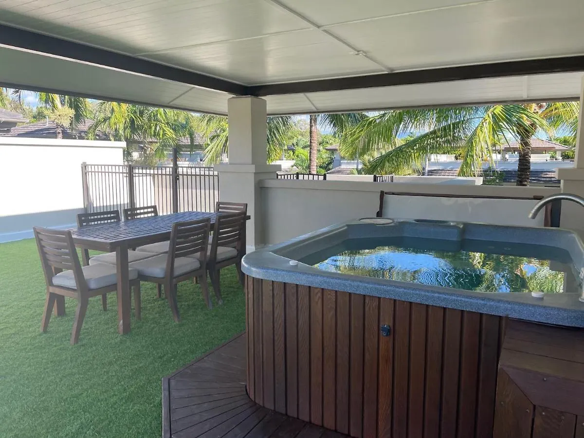 Penthouse 239 At See Temple Port Douglas
